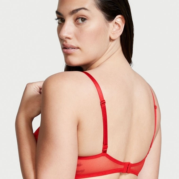 Victoria secret Bra size 40C NWT - Picture 3 of 10